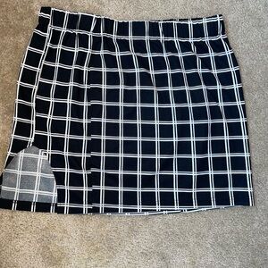 SHEIN Black and White Grid Mini Skirt - 2XL